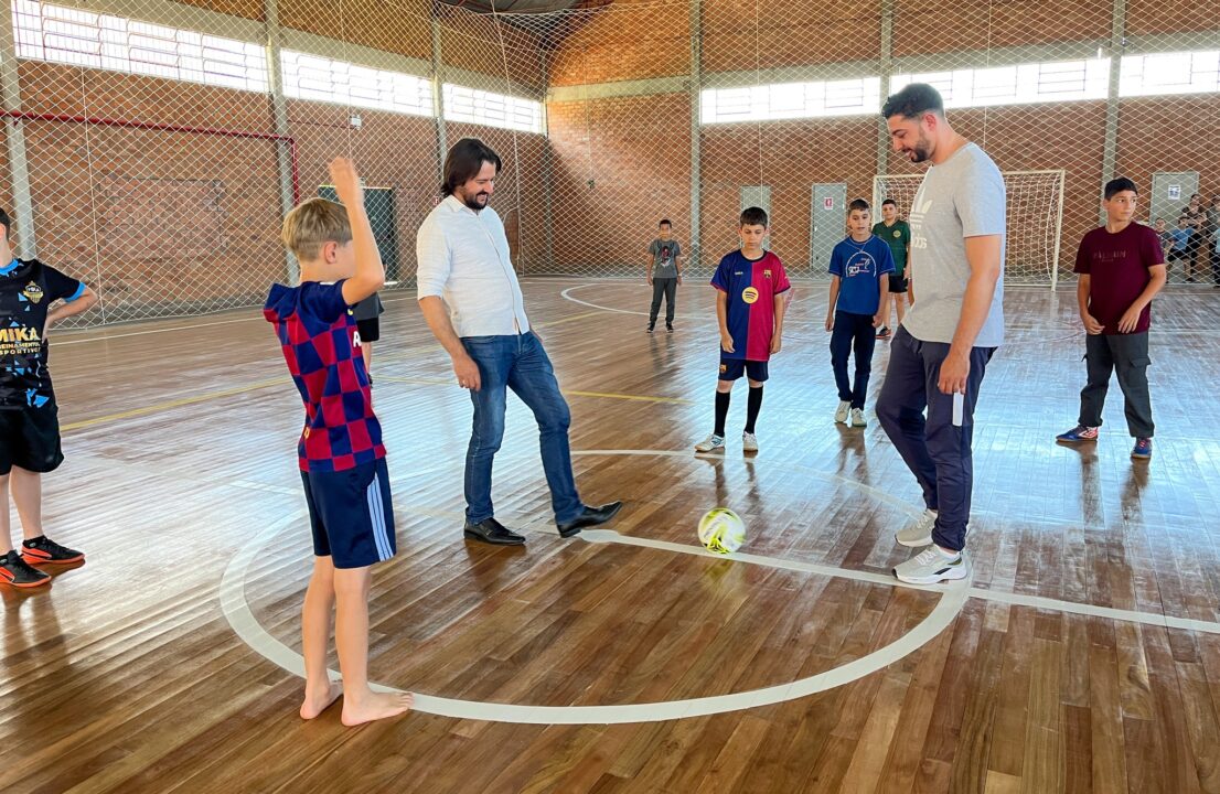 Ginásio Luiz Roque Falcade é revitalizado e reinaugurado em Cotiporã 1 Studio Notícias | Studio TV Ginásio Luiz Roque Falcade é revitalizado e reinaugurado em Cotiporã