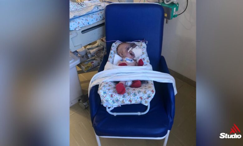 Studio Notícias | Studio TV Bebê Gabrielly de Vila Flores luta contra condição rara e precisa de ajuda médica e financeira