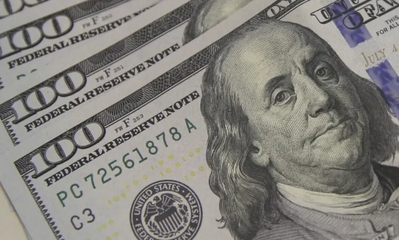 Studio Notícias | Studio TV Empresa que fornece dados a Google admite erro sobre cotação do dólar