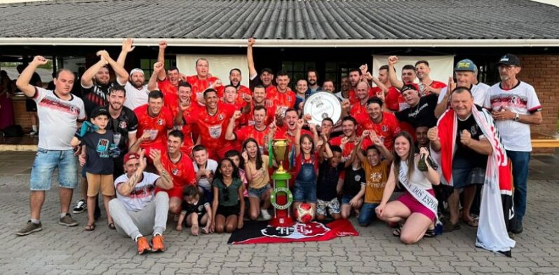 Esporte Clube Santa Cruz conquista o Campeonato de Futebol de Campo de Cotiporã 1 Studio Notícias | Studio TV Esporte Clube Santa Cruz conquista o Campeonato de Futebol de Campo de Cotiporã