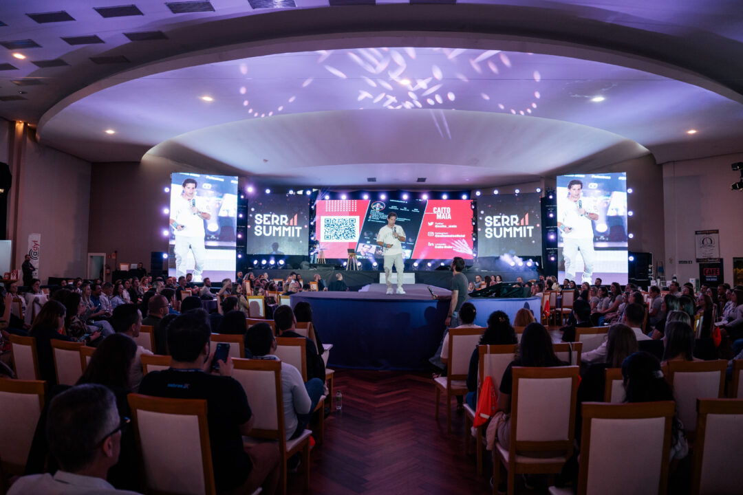 Empreendedorismo, liderança e estratégias de negócios marcam segundo dia do Serra Summit 1 Studio Notícias | Studio TV Empreendedorismo, liderança e estratégias de negócios marcam segundo dia do Serra Summit