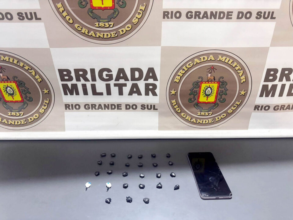 Brigada Militar de Gramado prende homem por tráfico de drogas 1 Studio Notícias | Studio TV Brigada Militar de Gramado prende homem por tráfico de drogas