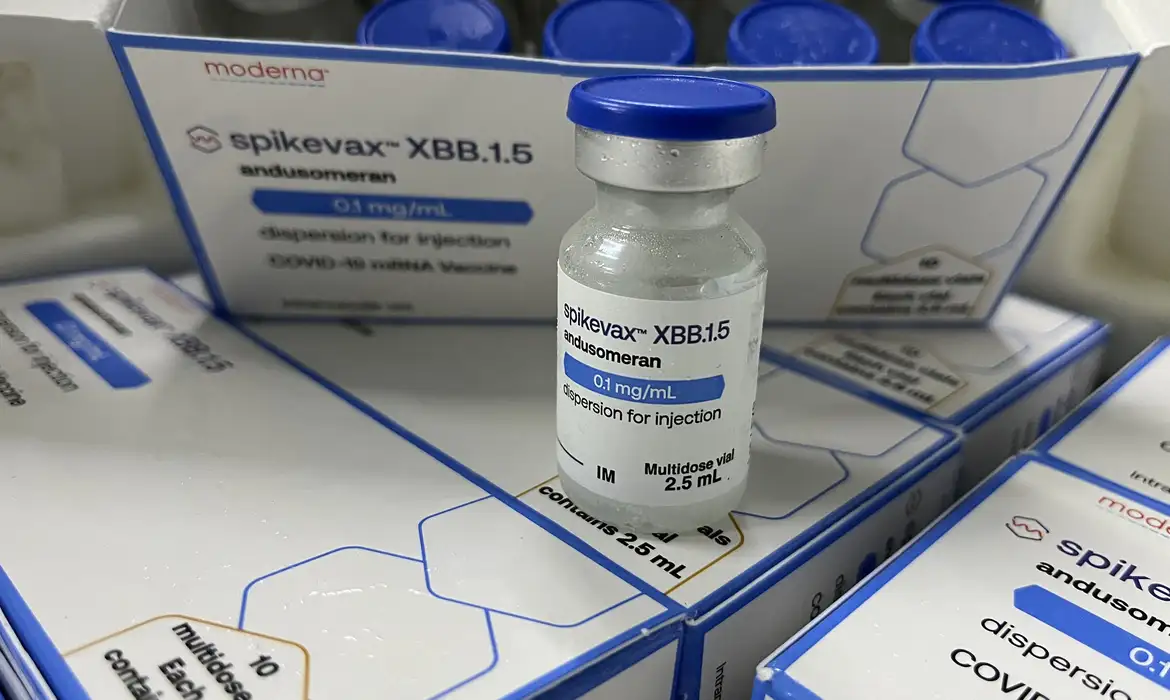 Anvisa atualiza composição das vacinas Spikevax e Comirnaty contra covid-19 1 Studio Notícias | Studio TV Anvisa atualiza composição das vacinas Spikevax e Comirnaty contra covid-19
