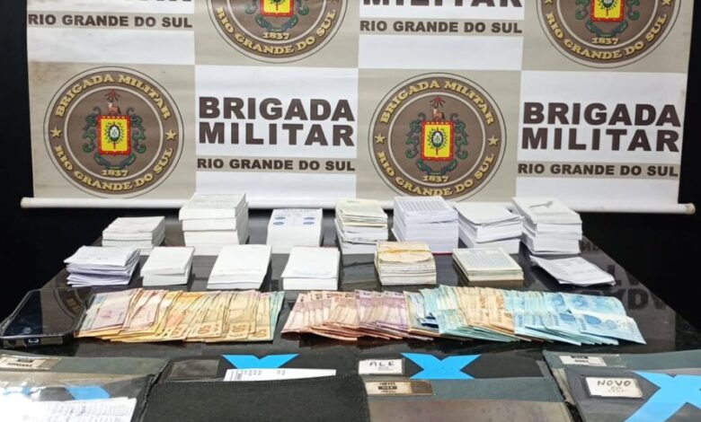 Studio Notícias | Studio TV Homem é preso por jogos de azar em Balneário Pinhal durante Operação Golfinho
