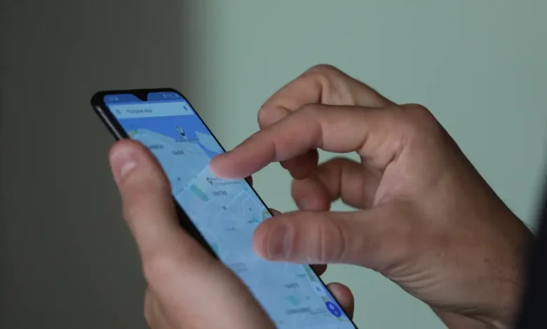 Studio Notícias | Studio TV 86% dos brasileiros defendem restrição do uso de celulares nas escolas