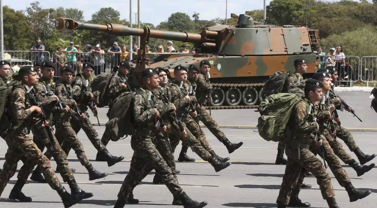 Governo propõe idade mínima de 55 anos para aposentadoria de militares 1 Studio Notícias | Studio TV Governo propõe idade mínima de 55 anos para aposentadoria de militares