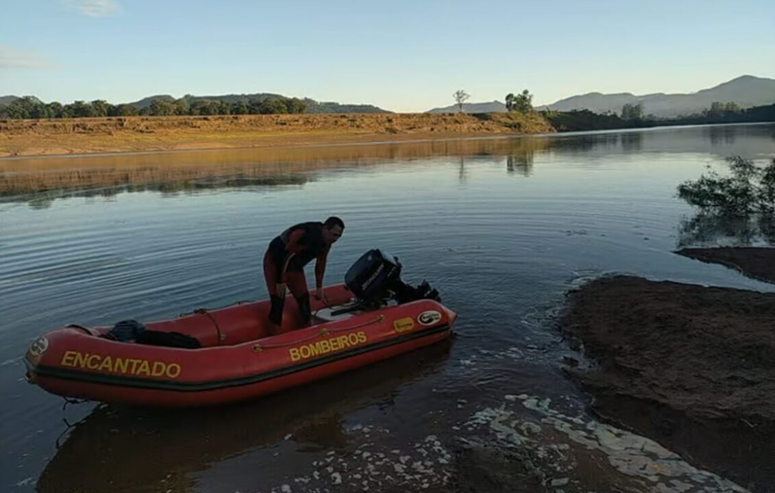 Corpo de vítima de afogamento é encontrado no Rio Taquari, em Roca Sales 1 Studio Notícias | Studio TV Corpo de vítima de afogamento é encontrado no Rio Taquari, em Roca Sales