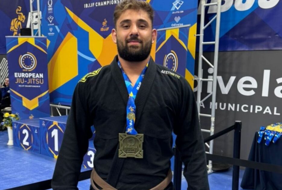Veranense brilha em competição internacional de Jiu-Jitsu 1 Studio Notícias | Studio TV Veranense brilha em competição internacional de Jiu-Jitsu