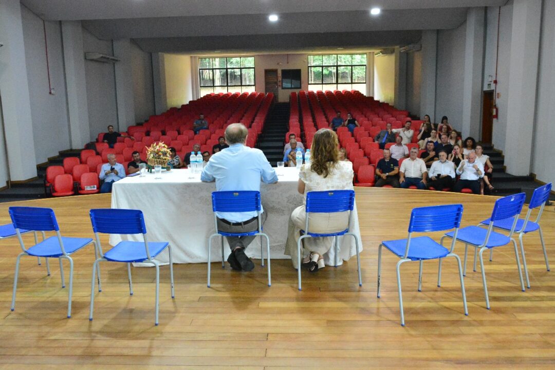 Fagundes Varela recebe, pelo segundo ano, a reunião do Parlamento Regional 1 Studio Notícias | Studio TV Fagundes Varela recebe, pelo segundo ano, a reunião do Parlamento Regional