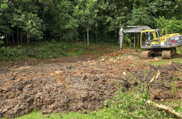 Studio Notícias | Studio TV Secretaria de Agropecuária e Meio Ambiente de Fagundes Varela apoia produtores rurais com ação para garantir água aos animais