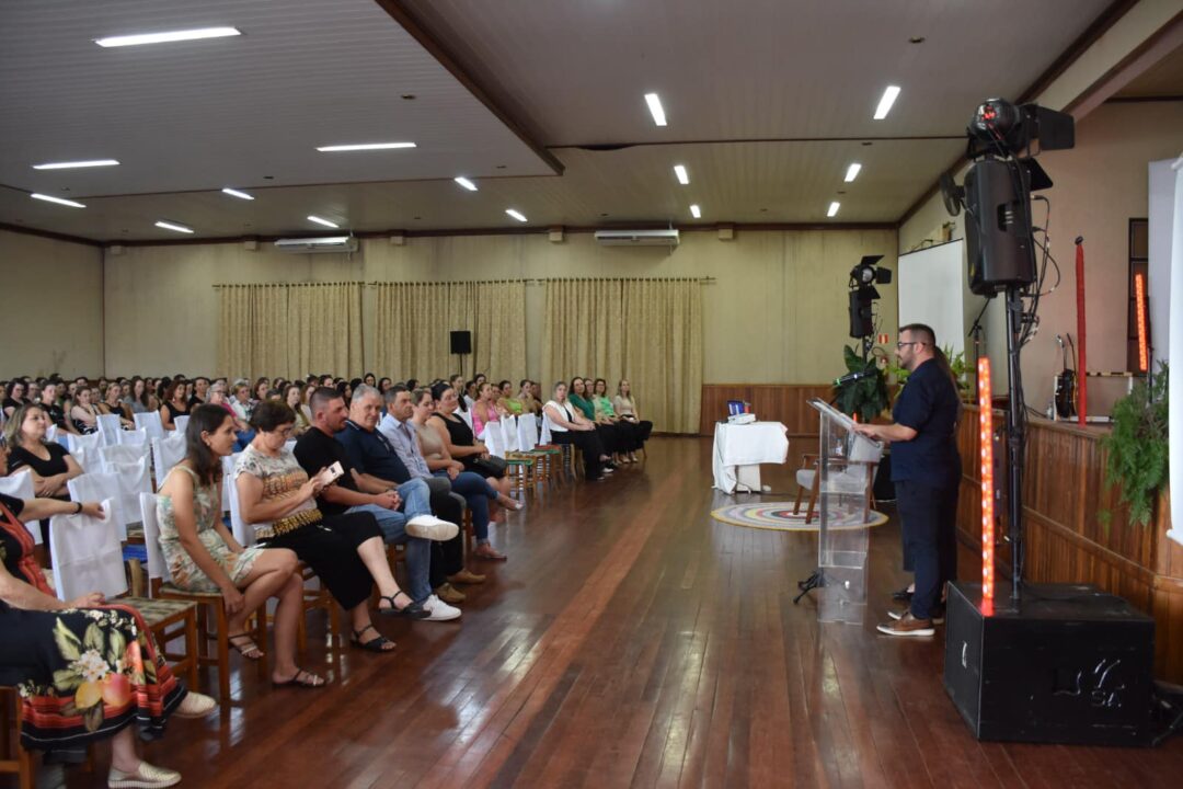 Abertura do Ano Letivo 2025 reúne profissionais da educação de Cotiporã e Fagundes Varela 1 Studio Notícias | Studio TV Abertura do Ano Letivo 2025 reúne profissionais da educação de Cotiporã e Fagundes Varela
