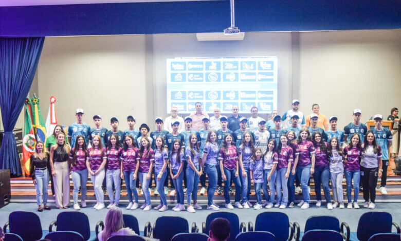 Studio Notícias | Studio TV UPV apresenta elenco em grande evento em Vila Flores