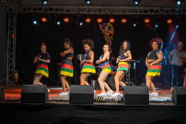 Carnaval de Prata 2025 anima Nova Prata com muita música e diversão 6 Studio Notícias | Studio TV Carnaval de Prata 2025 anima Nova Prata com muita música e diversão