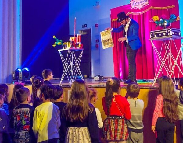 Studio Notícias | Studio TV Espaço Gira Mundo anuncia edital para bolsas de estudo gratuitas