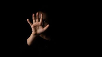 Studio Notícias | Studio TV Pai mata amigo de infância após descobrir que ele supostamente abusou sexualmente da filha de apenas 7 anos