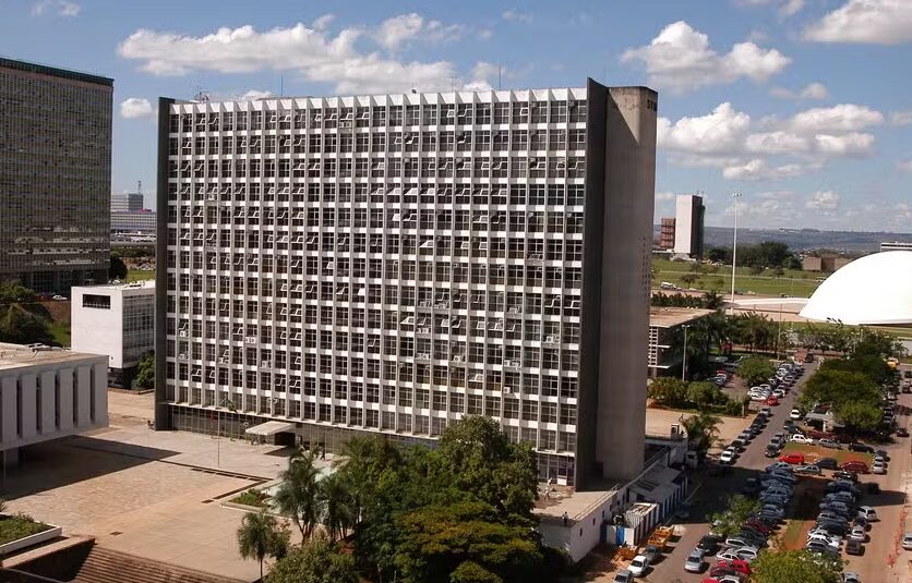 Concurso do Superior Tribunal Militar oferece 80 vagas com salários de até R$ 14,8 mil 1 Studio Notícias | Studio TV Concurso do Superior Tribunal Militar oferece 80 vagas com salários de até R$ 14,8 mil
