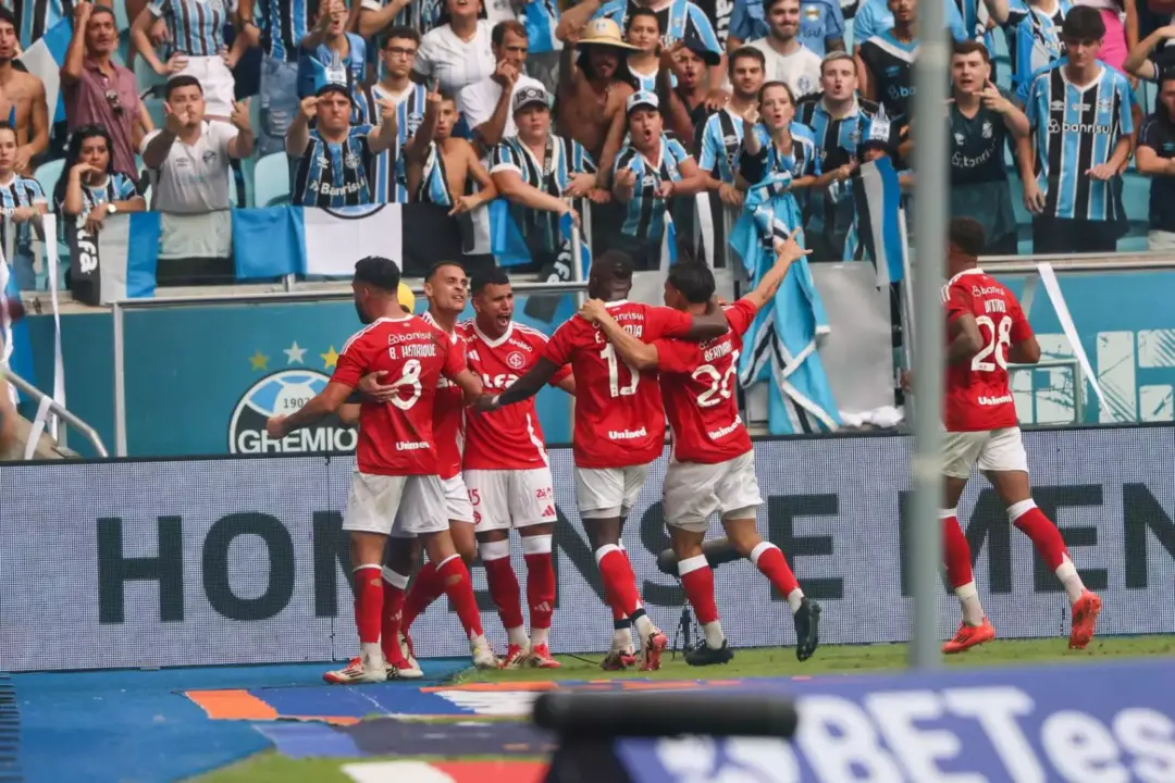Inter vence o Grêmio e se aproxima do título do Gauchão 1 Studio Notícias | Studio TV Inter vence o Grêmio e se aproxima do título do Gauchão