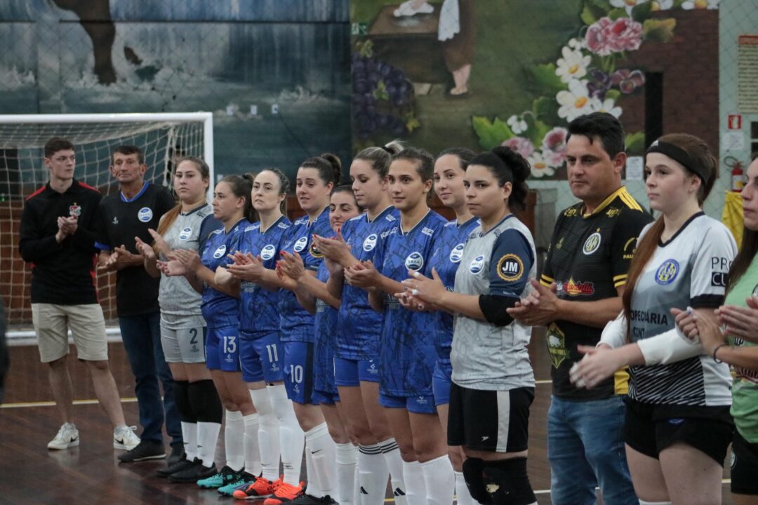 Campeonato Municipal de Futsal de Vila Flores tem início com jogos equilibrados e muita emoção 1 Studio Notícias | Studio TV Campeonato Municipal de Futsal de Vila Flores tem início com jogos equilibrados e muita emoção