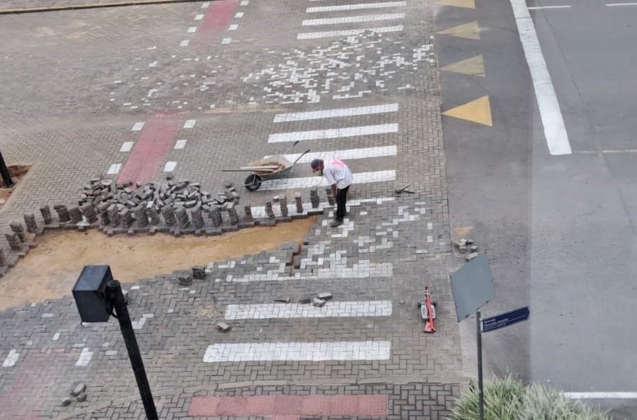 Obras de recuperação avançam na Avenida Júlio de Castilhos, em Veranópolis 1 Studio Notícias | Studio TV Obras de recuperação avançam na Avenida Júlio de Castilhos, em Veranópolis