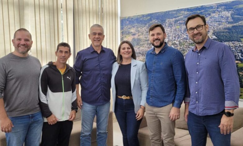 Studio Notícias | Studio TV Prefeito de Veranópolis recebe vice-prefeito de Casca para troca de experiências entre gestões municipais