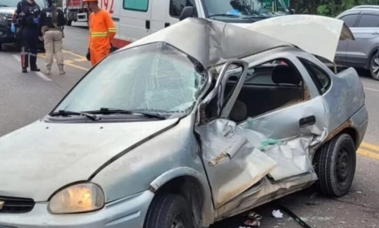 Studio Notícias | Studio TV Acidente entre carro e caminhão mobiliza atendimento na BR-470 em Garibaldi