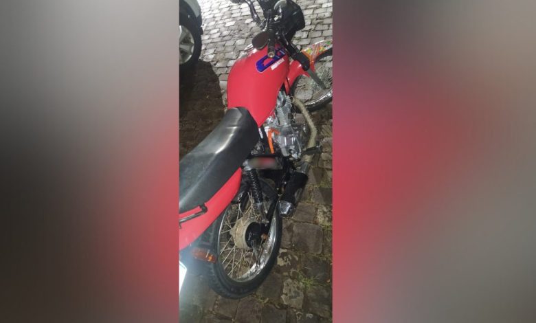 Studio Notícias | Studio TV Brigada Militar apreende adolescente com motocicleta adulterada em Nova Prata