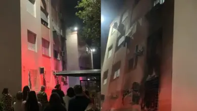 Studio Notícias | Studio TV Fogo em apartamento causa evacuação de prédio em Porto Alegre