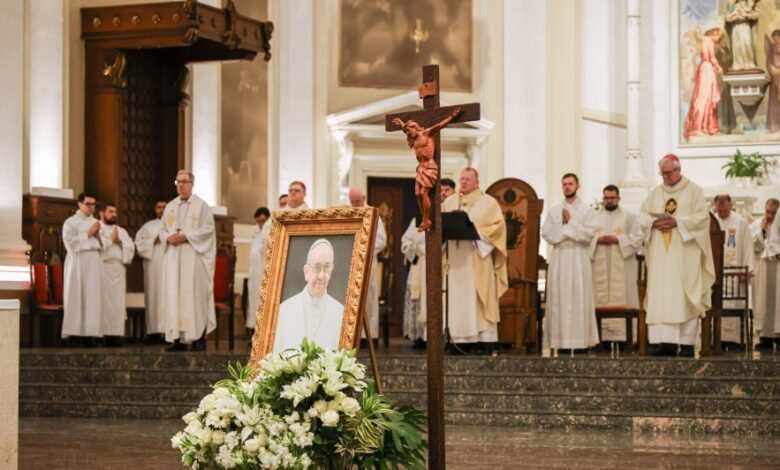 Studio Notícias | Studio TV Governador Eduardo Leite participa de missa em homenagem ao Papa Francisco