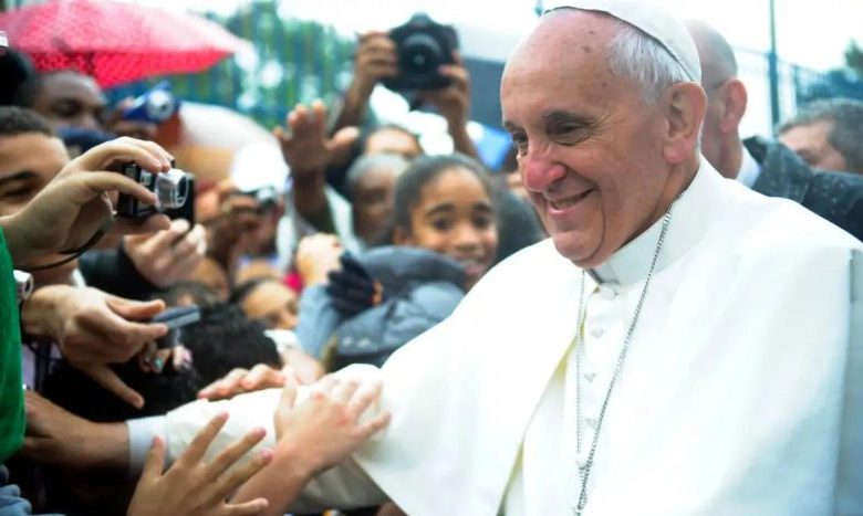 Studio Notícias | Studio TV Papa Francisco poderá ser santo? Entenda o processo de canonização