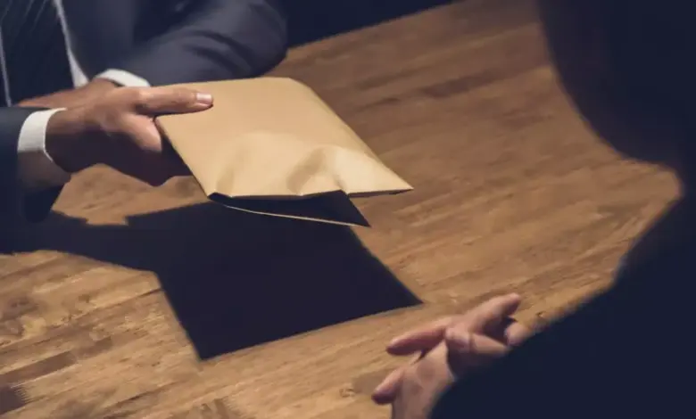 Studio Notícias | Studio TV Comissão aprova projeto que torna corrupção um crime hediondo