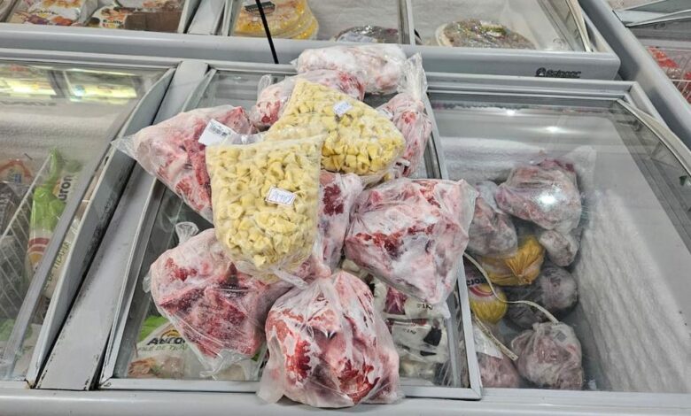 Studio Notícias | Studio TV David Canabarro: Força-Tarefa Segurança dos Alimentos apreende 700 quilos de produtos impróprios para consumo
