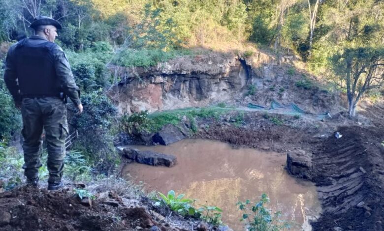 Studio Notícias | Studio TV Brigada Militar flagra crime ambiental em área de preservação em Entre-Ijuís