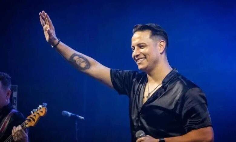 Studio Notícias | Studio TV Paulinho Dill ensaia retorno emocionante aos palcos