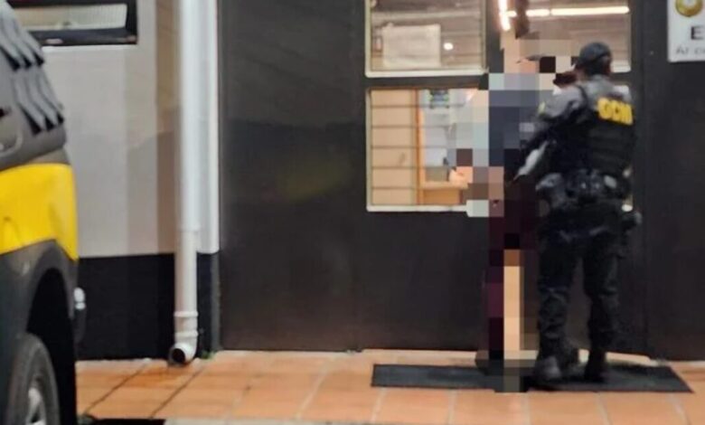 Studio Notícias | Studio TV Homem é preso após invadir casa da ex-companheira em Bento Gonçalves