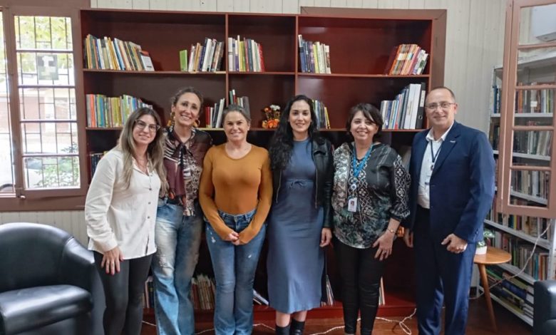 Studio Notícias | Studio TV Senac e Sindilojas fortalecem parcerias em André da Rocha com foco em capacitação e oportunidades para jovens