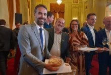 Studio Notícias | Studio TV Governador Eduardo Leite recebe convite prestigiar a festa La Cucagna em Veranópolis
