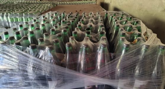 Studio Notícias | Studio TV Fiscalização apreende mais de 4 mil garrafas de vinho sem registro no RS