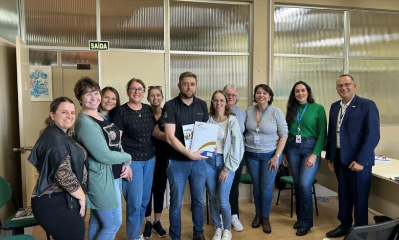 Studio Notícias | Studio TV Reunião com Senac projeta cursos e parcerias em Protásio Alves