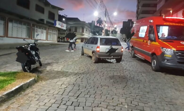 Studio Notícias | Studio TV Colisão entre carro e moto deixa mulher ferida em Veranópolis
