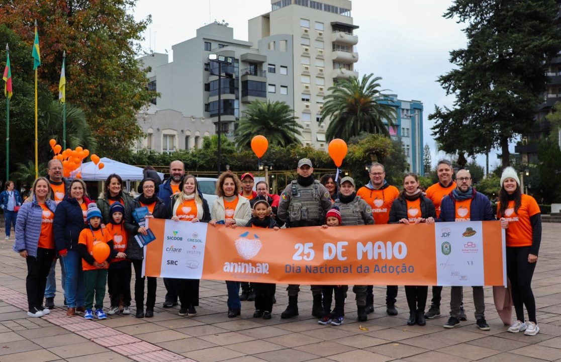 Aninhar o Amor: Veranópolis celebra o Dia Nacional da Adoção com ações solidárias e de conscientização 1 Studio Notícias | Studio TV Aninhar o Amor: Veranópolis celebra o Dia Nacional da Adoção com ações solidárias e de conscientização