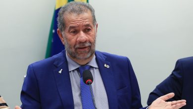 Studio Notícias | Studio TV Após fraude no INSS, Lupi pede demissão do Ministério da Previdência