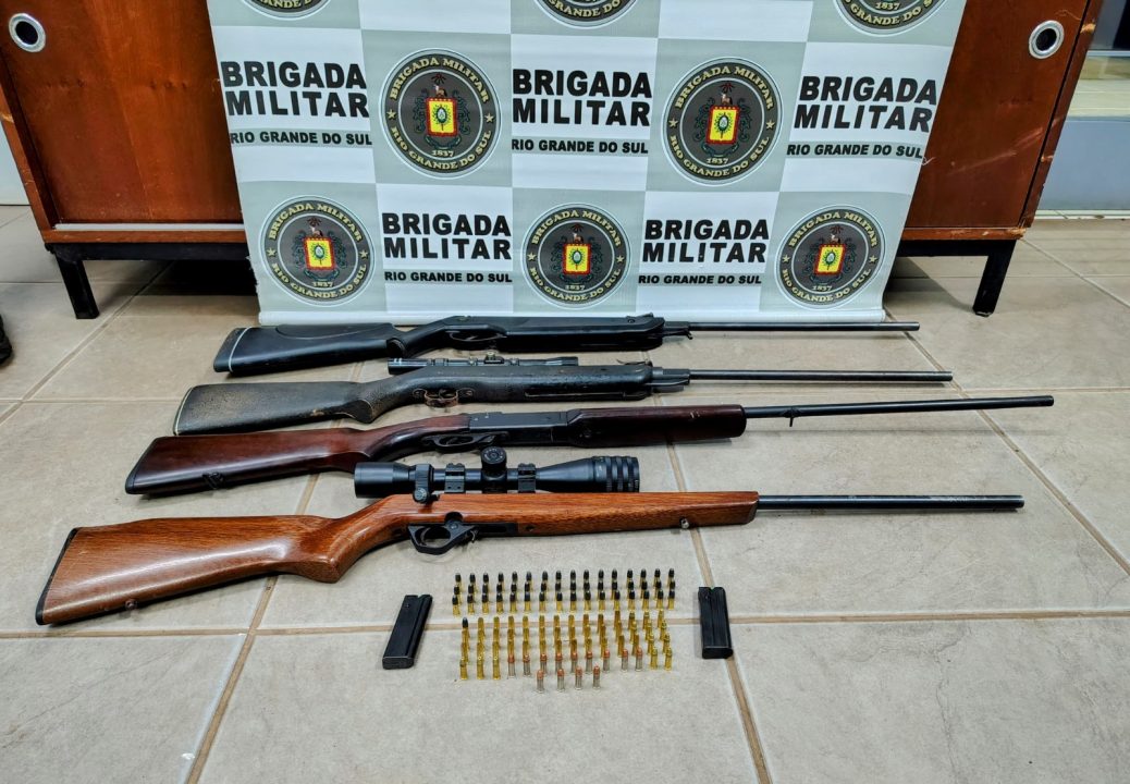 Brigada Militar apreende arsenal em caso de violência doméstica em Nova Bassano 1 Studio Notícias | Studio TV Brigada Militar apreende arsenal em caso de violência doméstica em Nova Bassano