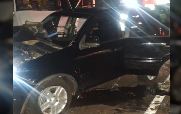 Colisão entre dois veículos deixa quatro feridos na BR-285 em Lagoa Vermelha 1 Studio Notícias | Studio TV Colisão entre dois veículos deixa quatro feridos na BR-285 em Lagoa Vermelha