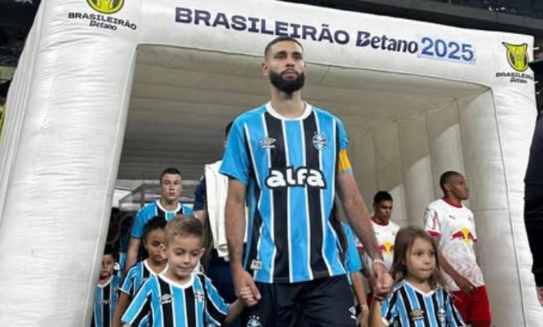 Studio Notícias | Studio TV Grêmio cede empate no fim e deixa escapar vitória contra o Bragantino