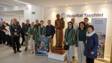 Studio Notícias | Studio TV Imagem de Santo Antônio é recebida com emoção no Hospital Tacchini