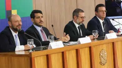 Studio Notícias | Studio TV INSS: aposentados podem indicar descontos indevidos a partir do dia 14