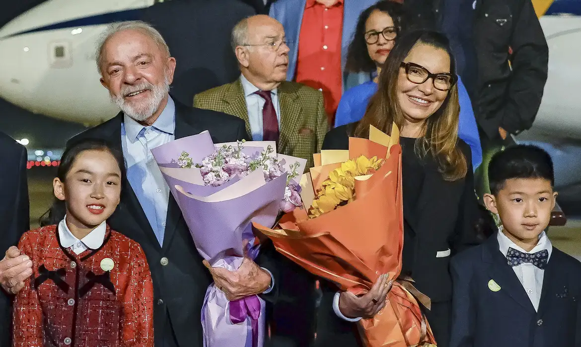 Lula se reúne com empresários chineses em Pequim 1 Studio Notícias | Studio TV Lula se reúne com empresários chineses em Pequim