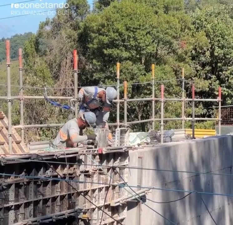 Mais de R$ 700 milhões são investidos na reconstrução da BR-470 no RS após deslizamentos 4 Studio Notícias | Studio TV Mais de R$ 700 milhões são investidos na reconstrução da BR-470 no RS após deslizamentos