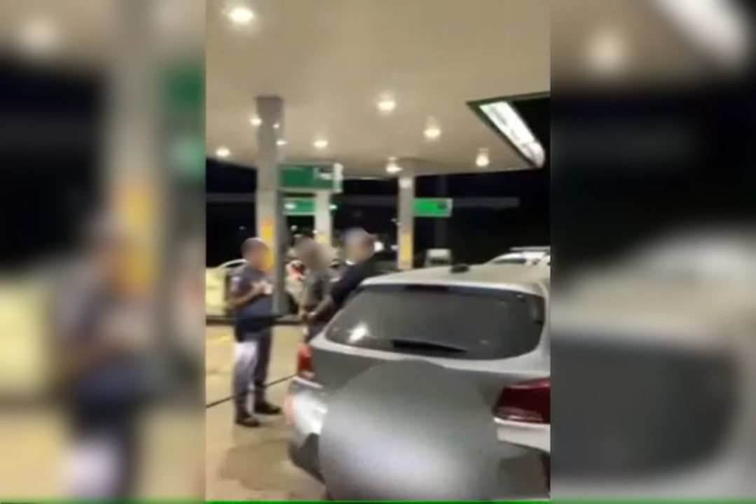 Padre causa tumulto em posto de gasolina e é detido por embriaguez 1 Studio Notícias | Studio TV Padre causa tumulto em posto de gasolina e é detido por embriaguez