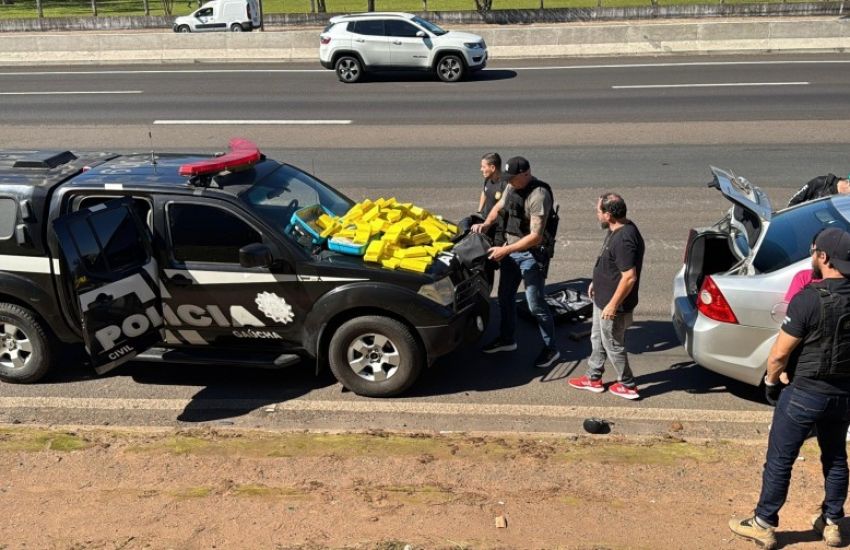Polícia Civil desarticula transporte de 105 kg de cocaína em Sapucaia do Sul 1 Studio Notícias | Studio TV Polícia Civil desarticula transporte de 105 kg de cocaína em Sapucaia do Sul